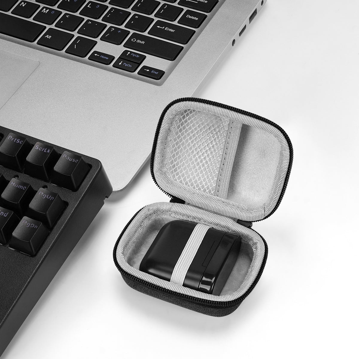 Bowers & Wilkins Pi8+ケース付き Amazon | AGENIUS・Bowers & Wilkins Pi8 ケース カラビナ付き